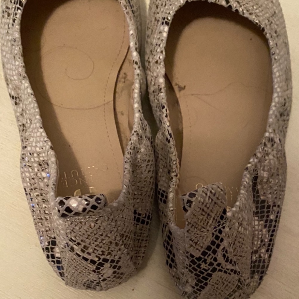 Flats - Picture 4 of 4